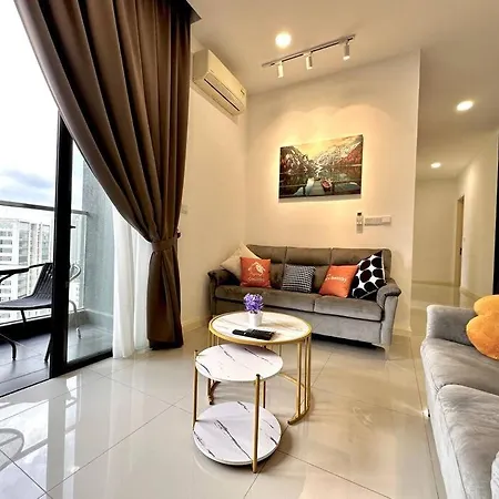 Near Legoland - Spacious Home Nusajaya  Exterior photo